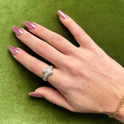 14k Diamond Swirl Ring